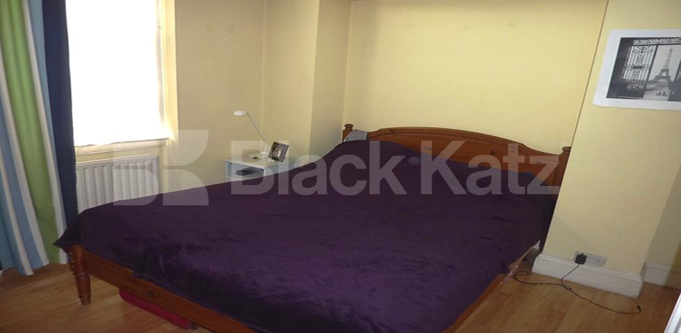 			NEW INSTRUCTION!, 1 Bedroom, 1 bath, 1 reception Flat			 Blenheim Terrace, ST JOHNS WOOD